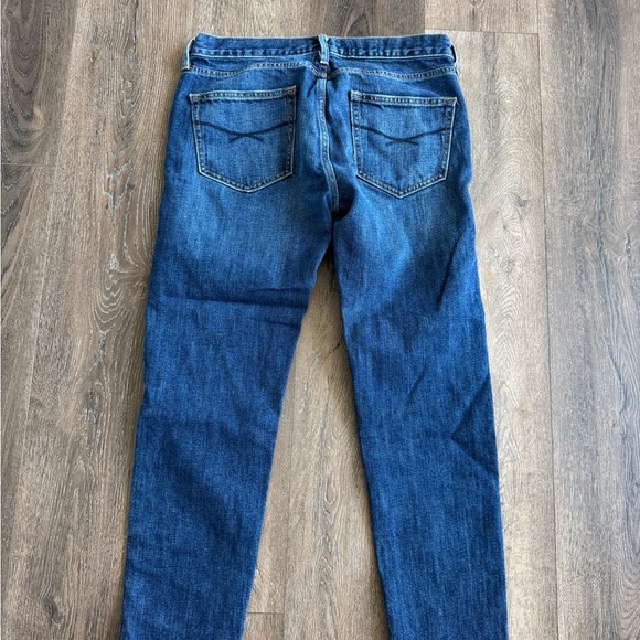 Gap Jeans, Sexy Boyfriend.  Women’s size 27/4.  Dark wash. Great used condition! - Picture 7 of 9